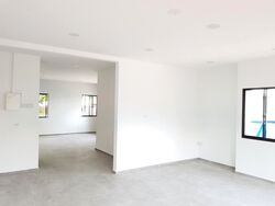 Sims Avenue (D14), Shop House #575673491